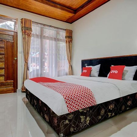 Oyo 3202 Hans Homestay Tuktuk Siadong Bagian luar foto