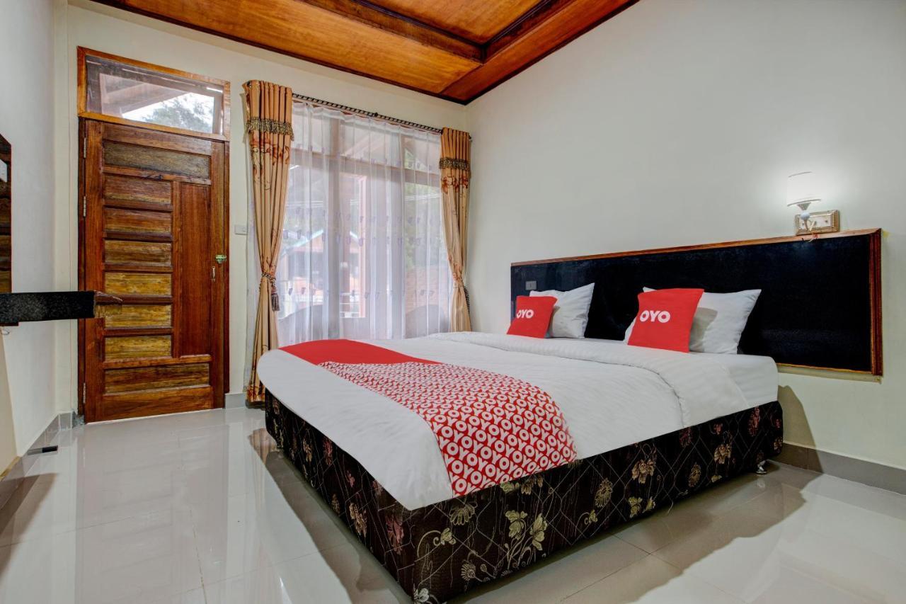 Oyo 3202 Hans Homestay Tuktuk Siadong Bagian luar foto