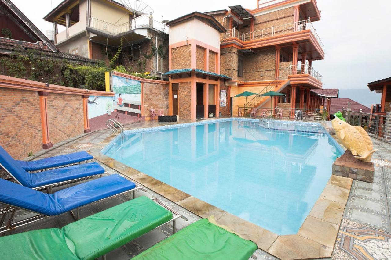 Oyo 3202 Hans Homestay Tuktuk Siadong Bagian luar foto